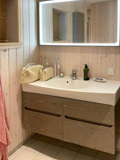 Scandi Home With Personal Vibe In Forest - 6