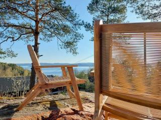 Unique Design And Beautiful View In Fjellstrand - - 1