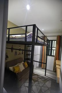 Eyvone Homestay Princeton Suites Kuching Airport - Kuching - 3