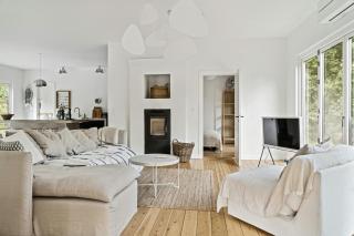 Home With Panoramic Windows And Stones - Rørvig - 2