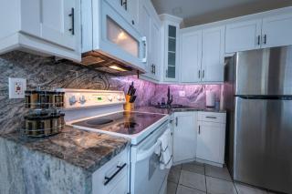 Cozy & Spacious Near Stadium - Tampa - 6