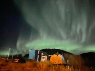 Unique Glamping And Tiny Home With Skylight - Kvaløya - 2