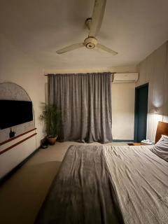 Luxury Beach Studio Private - Karachi - 4