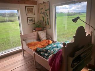 Unique And Charming Cabin In Rural Surroundings - 1