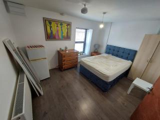 Home Stay - Briton Ferry - 8