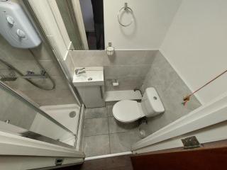 Home Stay - Briton Ferry - 9