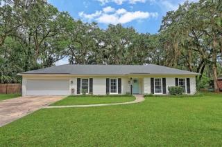 Coastal Pool Retreat Near Beach Downtown & Fun - Savannah - 1
