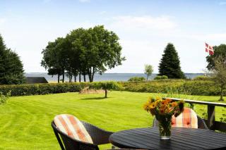 Charming Summerhouse With A View Of The Limfjord - Roslev - 0