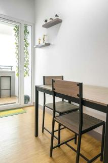 Close by the airports and tourist attractions - 5