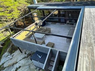 Live Among Trees In An Architect Drawn Cabin - Skjærhollen - 4