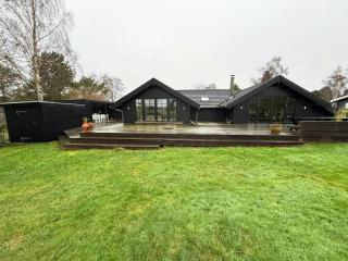 Modern Holiday Home With Views In Dronningmølle - Dronningmølle - 3