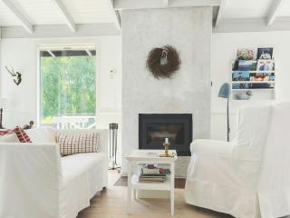 Wooden Summer Home With South-Facing Patio - Dronningmølle - 0