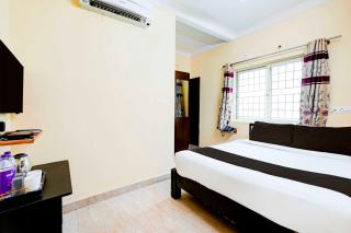 Collection O Ganakkal Near BGS Hospital Junction - Bangalore - 9
