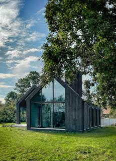 Stylish Design Retreat Near The Lake - Grünow - 1