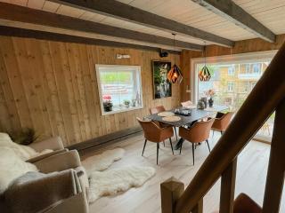 Unique Modern Harbour Home In Valsøyfjord - 6