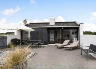 Architectural Summer House Gem By The North Sea - 2