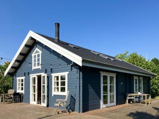 Nature-Rich Summer House With Wild Garden - Mern - 8