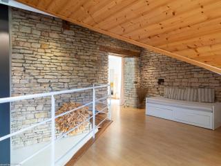 Maison spacieuse avec jardin et vue rivière - FR-1-583-458 - 2