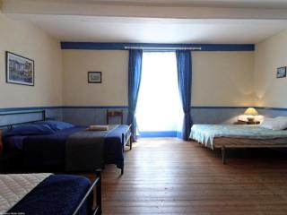Gîte familial 6 pers avec billard et salle de jeux - FR-1-583-488 - Anchenoncourt-et-Chazel - 1