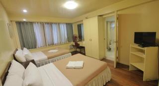 Mountain Lodge Hotel and Restaurant - Baguio - 3