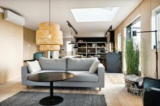 Minimalist Coziness By The Wild North Sea - Harboør - 1