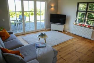 Charming Thatched Cottage - 6