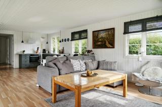 Classic Lovingly Renovated Near Beach - Kirke-Hyllinge - 0