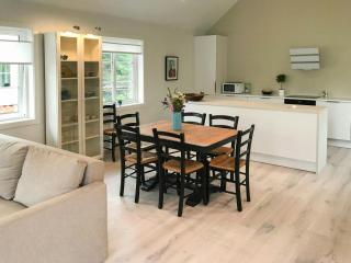 Seaside Cabin In Tvedestrand With Balcony - 7