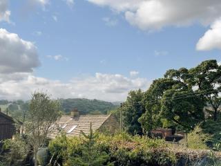 Yew Tree Cottage - Old Brampton - 0