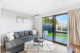 Relaxing 4BR Townhouse in Family-Friendly Area - Auckland - 5