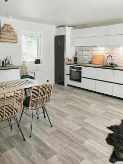 Charming House Near Ireviken Beach - 4