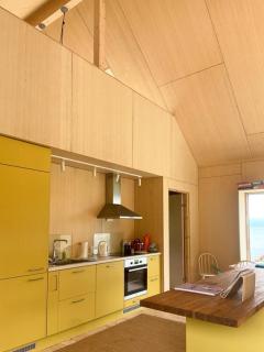 Architect-Designed Cabin With Beach Nearby - Lensvik - 2