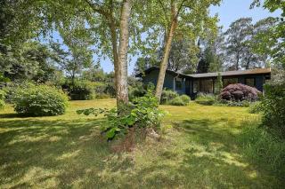 Family Holiday Home With Hidden Garden Spots - Vejby - 1