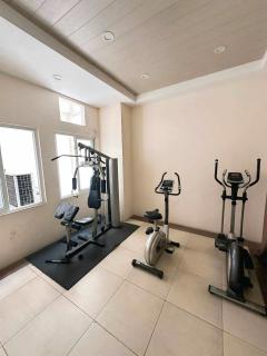 Close by the airports and tourist areas - Manila - 3