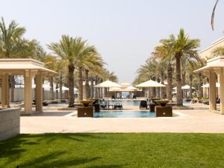 Luxury 2BR plus Maidrm at Grandeur Res Palm Jumeir - 0