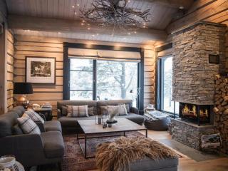 Spacious Mountain Cabin With Lodge Style In Oppdal - 1