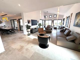 Luxury Eclectic Retreat in the Heart of Provence - Saint-Saturnin-dʼApt - 5