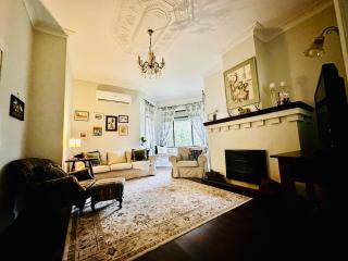 Hilltop Cottage - Bridgetown - 1