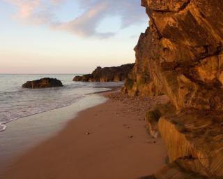 Kitts Lodge - - 3