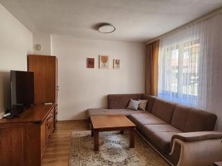 Trinity Apartment & Pool with Spa Near Center - Bansko - 9