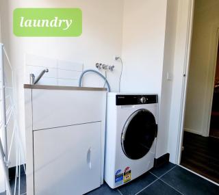 Minta Estate 4bedrooms Berwick home no sharing - Berwick - 1