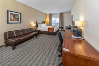 Comfort Inn - Dawson Creek - 1