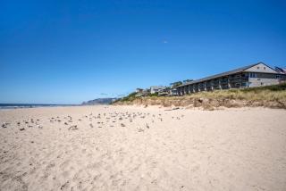 Lincoln Sands Oceanfront Resort, an Ascend Collection Hotel - 6