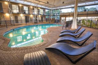 Nightcap at Roxby Downs - 6