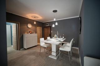 Ozone Apartment Spa & Pool Beach Resort - 1