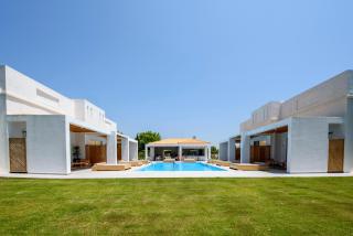 Blue Summer Luxury Suites - Kourouta - 8