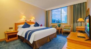 Kunming Hotel - Kunming - 1