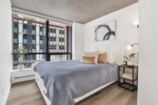 Urban 2BR Gem Close to BC Place and Downtown Core - Vancouver - 5