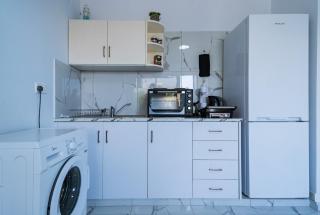Central & Cozy Larnaca Suite - Larnaca - 4