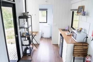 Hill Creek Tiny House 3 by Tiny Away - Perwillowen - 7